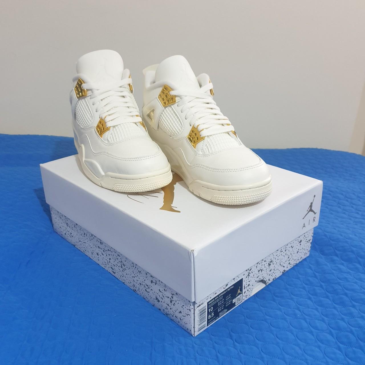 Air Jordan Metallic Gold,