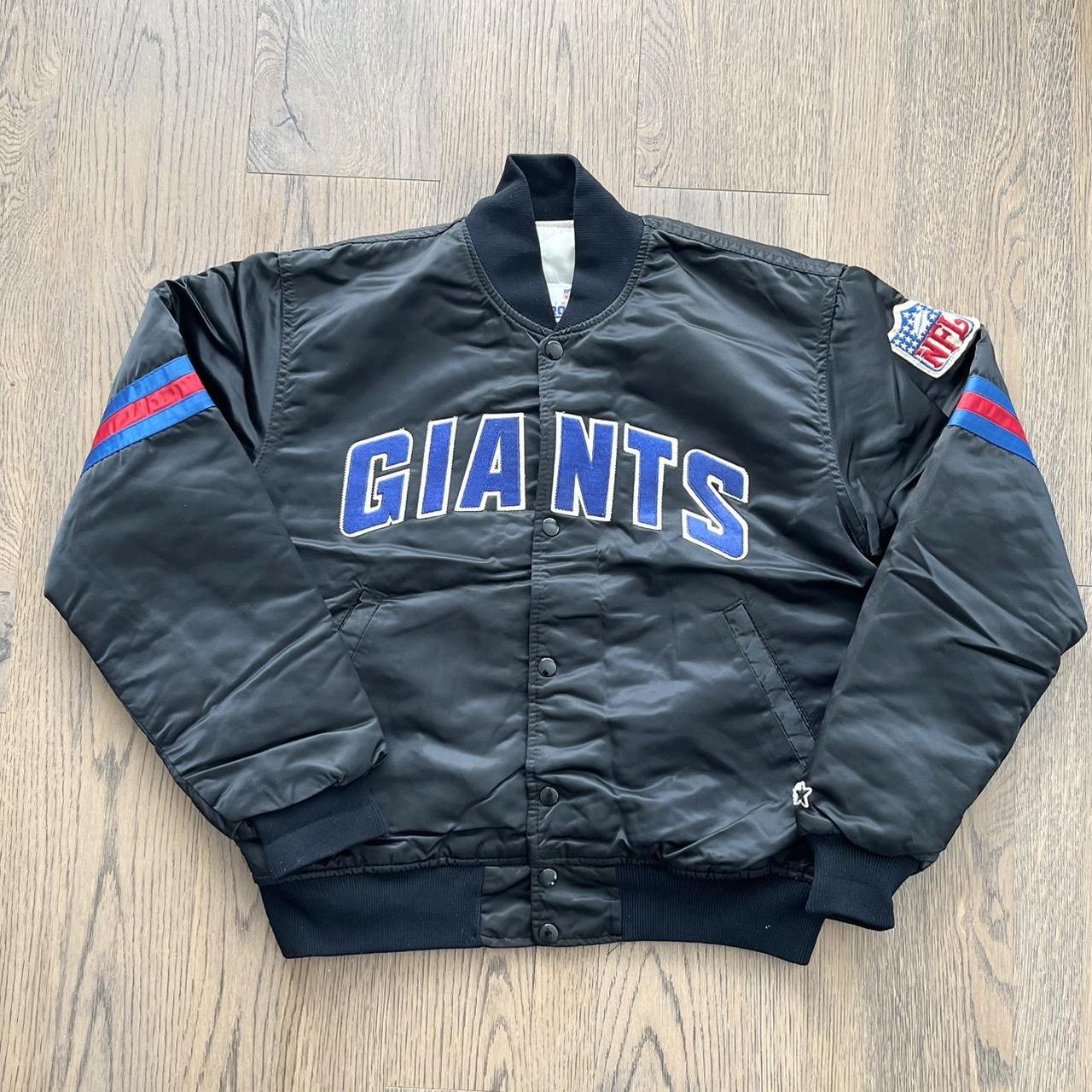 Vintage 2024 90's New York Giants Starter Jacket Pro Line. Size Large.