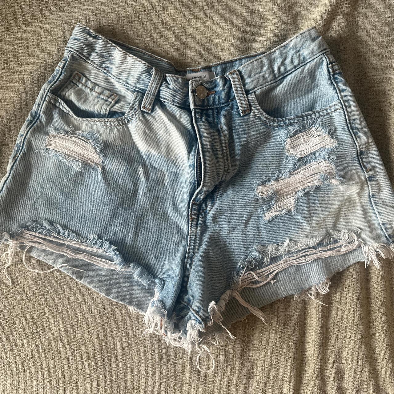 item listed by rachbeahm1999