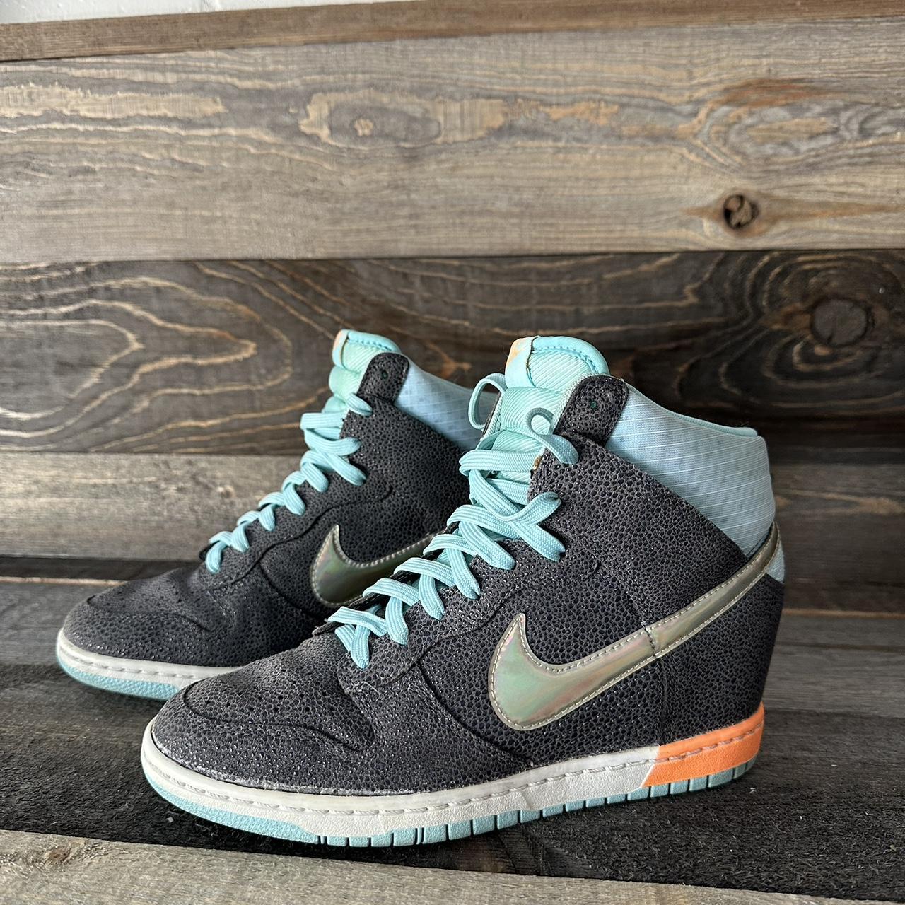 Nike sky high outlet dunk grey