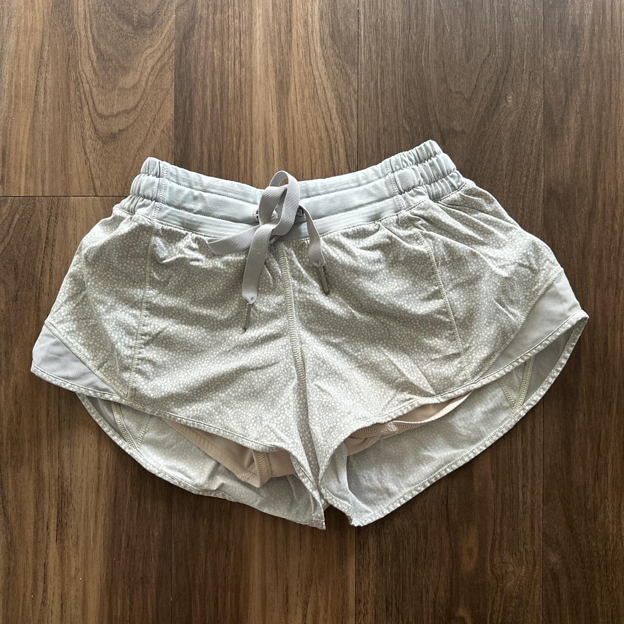 Lululemon hotty hot white 2.5 inch shorts low rise. - Depop