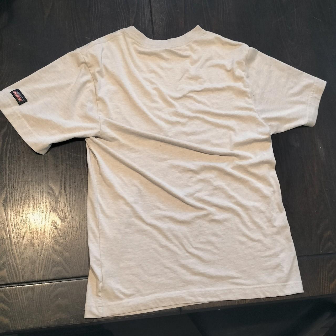 Dickies Men's Cream T-shirt | Depop