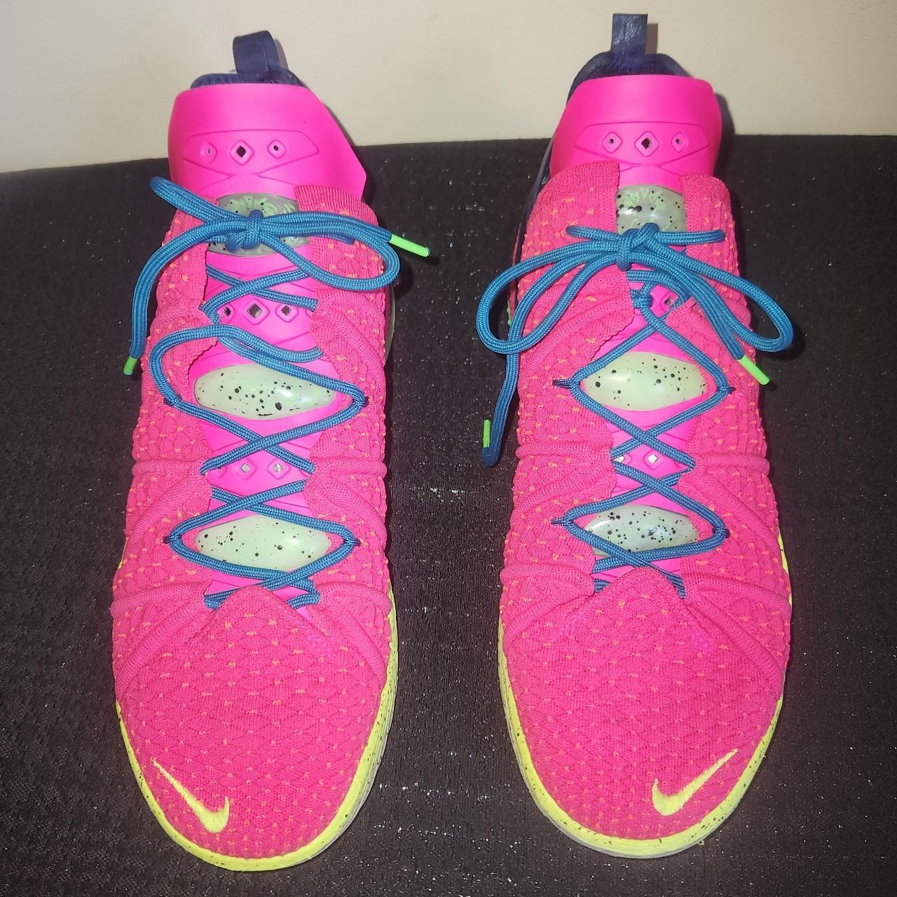 nike lebron james 18