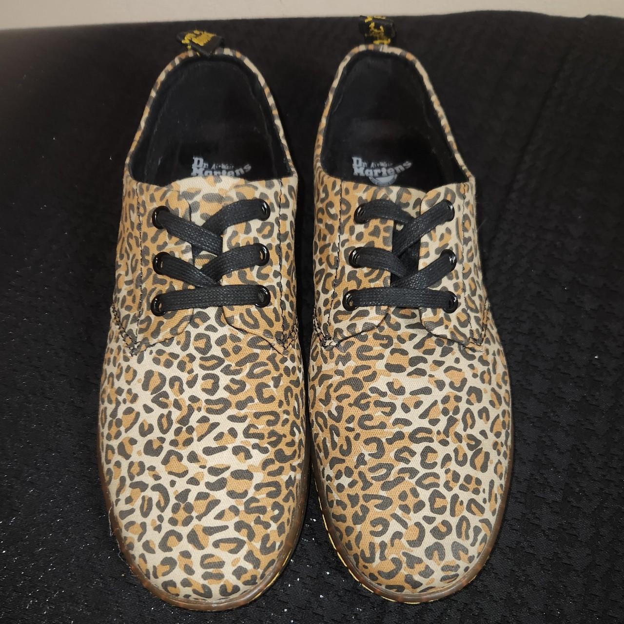 Size 9 leopard sale print shoes