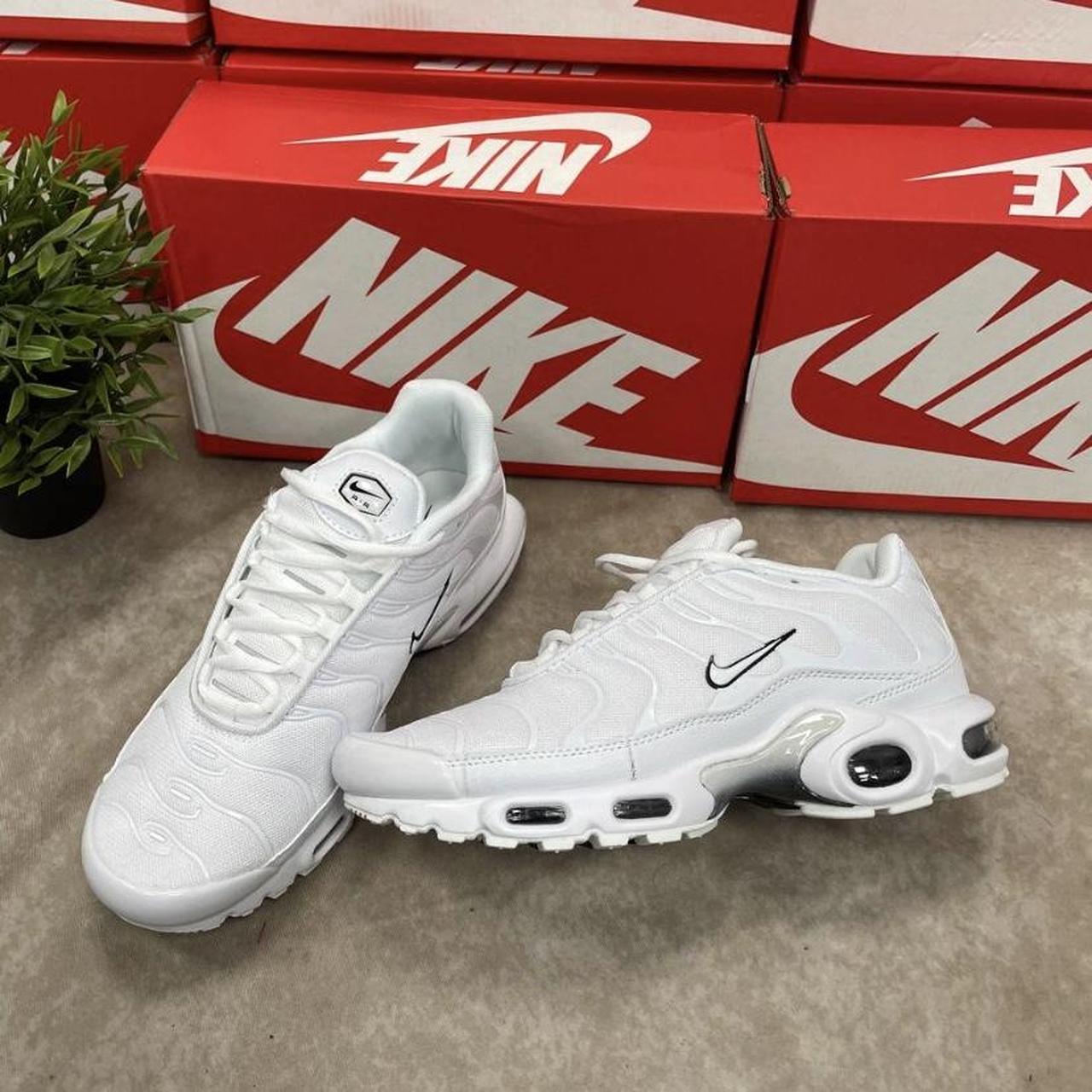 tns nike store