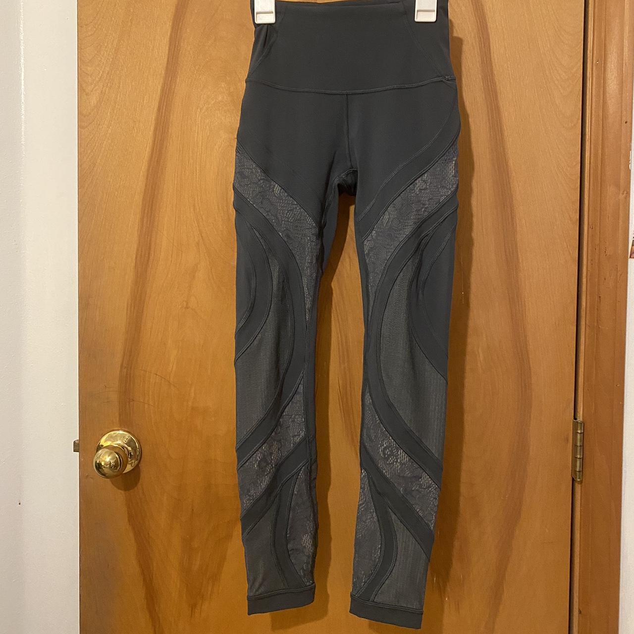 Lululemon Women's Grey Leggings Depop