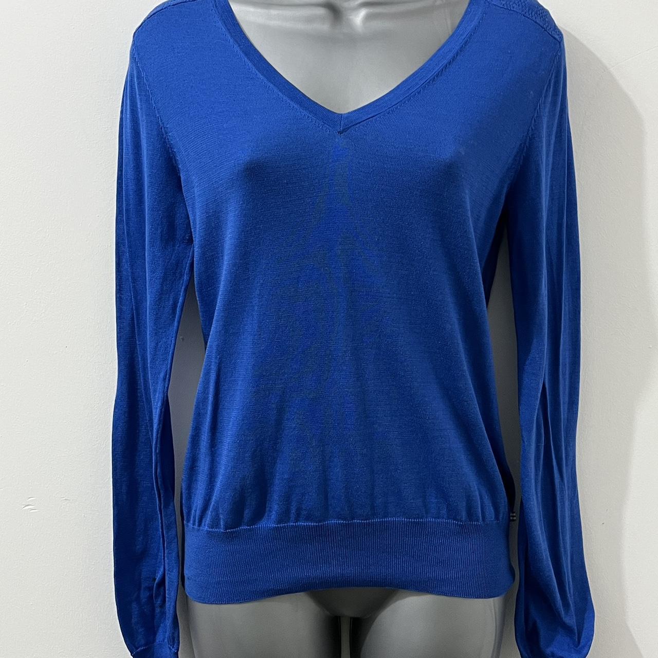 Aquascutum Women s V Neck Jumper Size XS Blue