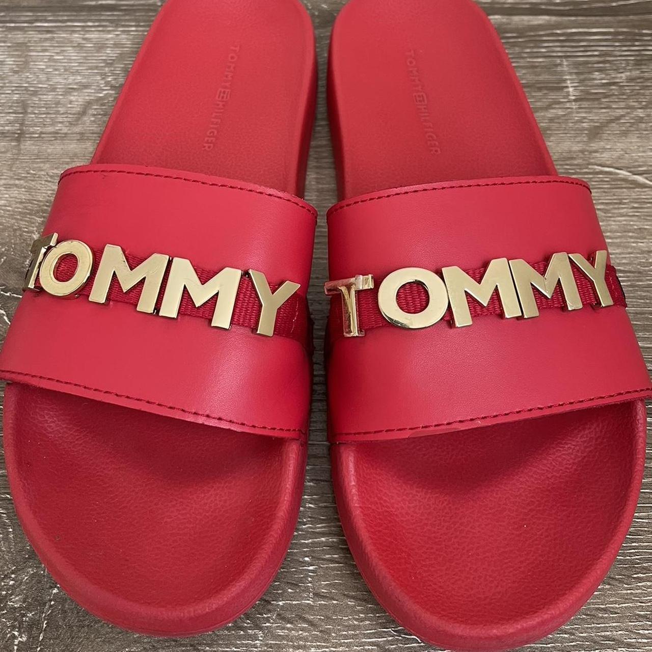 Tommy on sale beach slide