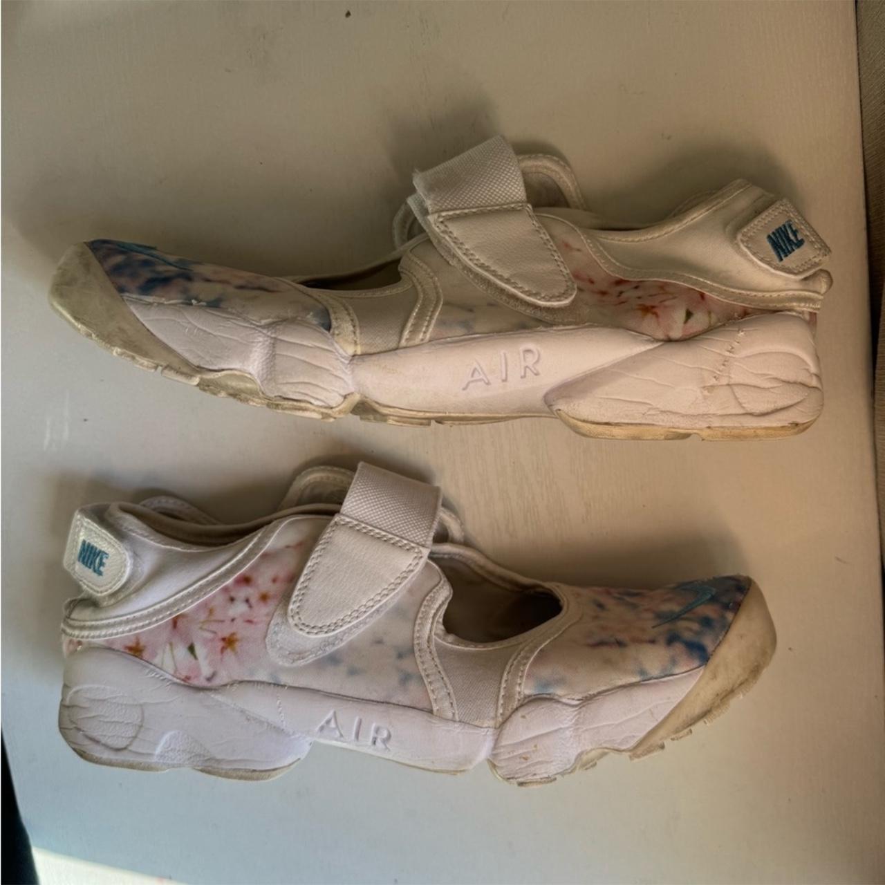 ladies nike rift trainers