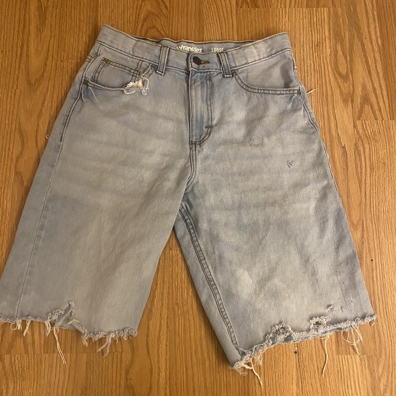 Wrangler jorts distressed size (s) w 30 L 32 Send... - Depop