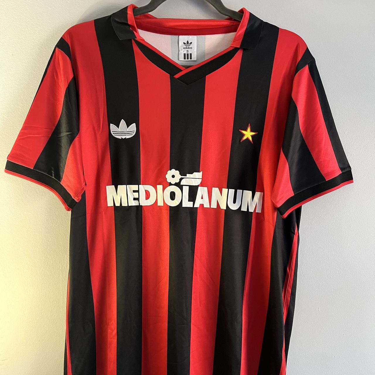 AC Milán 90/91 home kit Milán iconic kit Vintage... - Depop