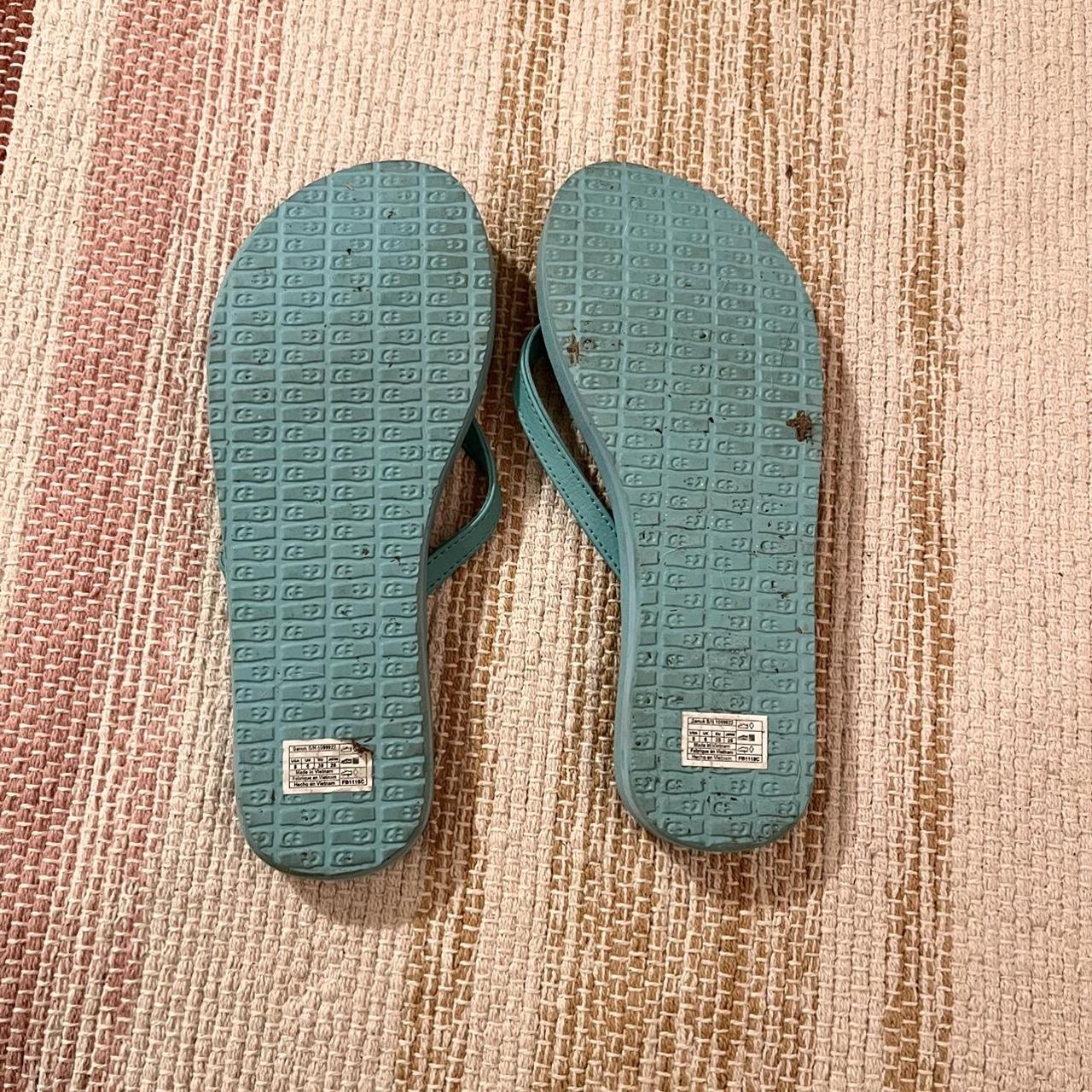 sanuk flip flops