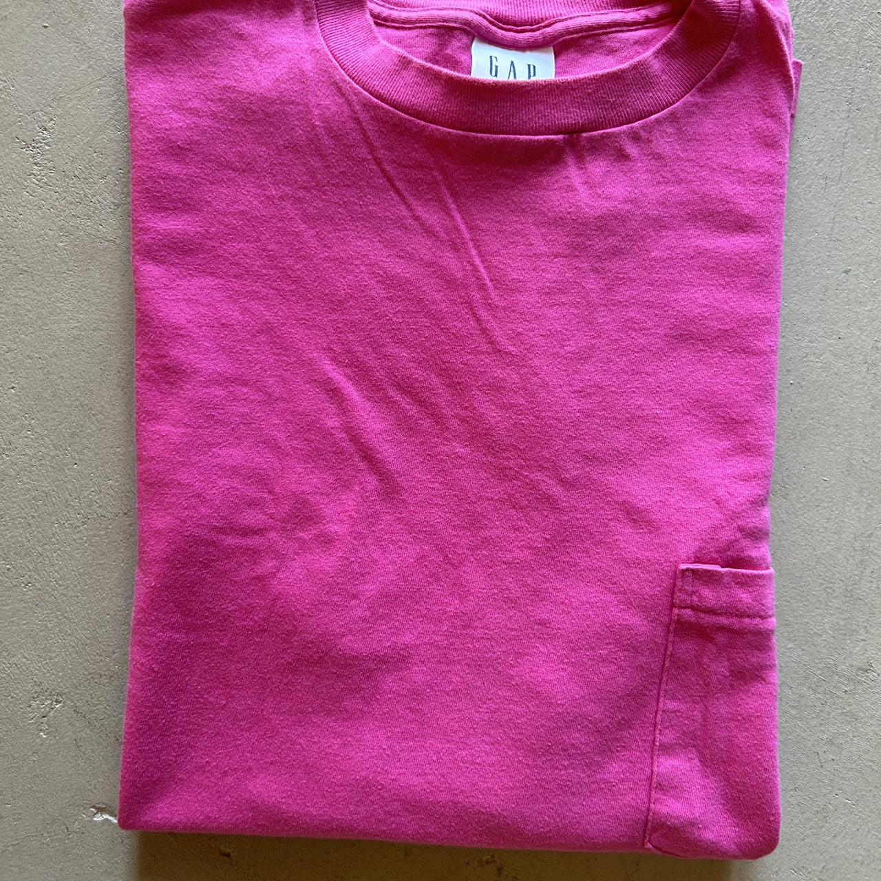 GAP Pocket T Single stitch all the w around, made in... - Depop