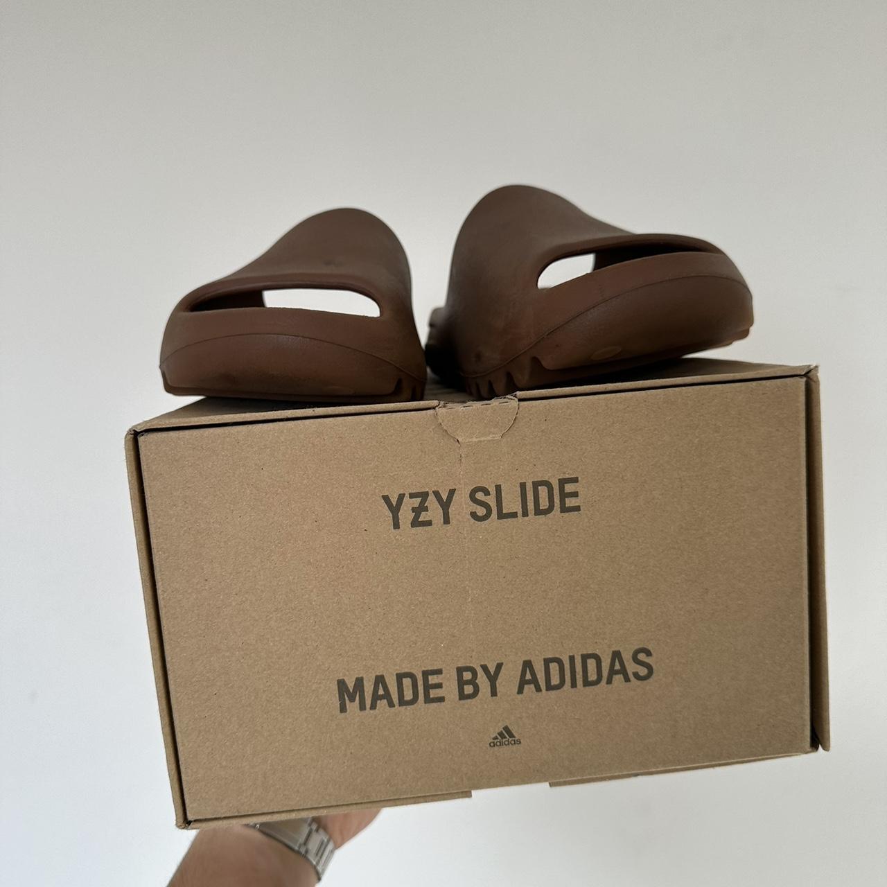 mens adidas yeezy slide stores