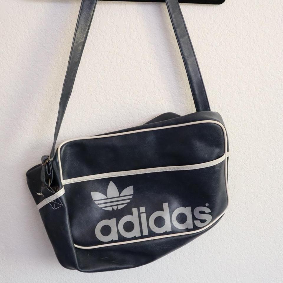 Vintage 90s y2k adidas messenger bag The zipper - Depop