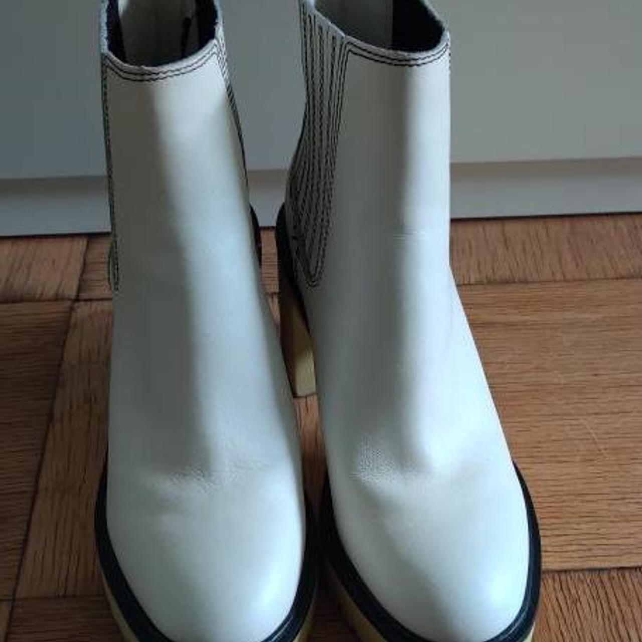 dolce vita wynd sneaker boots