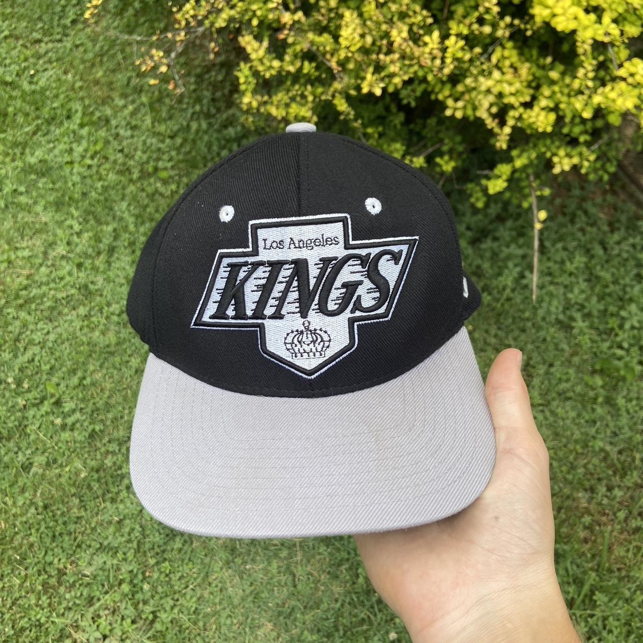 Los Angeles Kings Hat Cap Snap Back Gray Black NHL Hockey New Era Mens