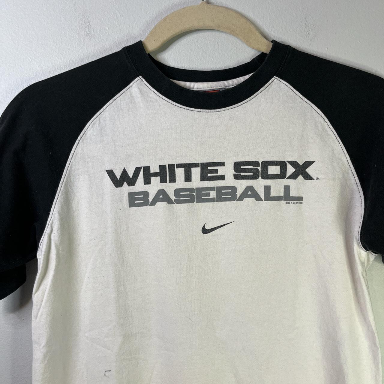 Chicago White Sox Tee-Shirt #whitesox #chicago #mlb - Depop