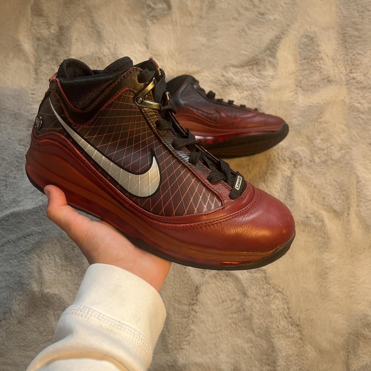 lebron christmas shoes 2019