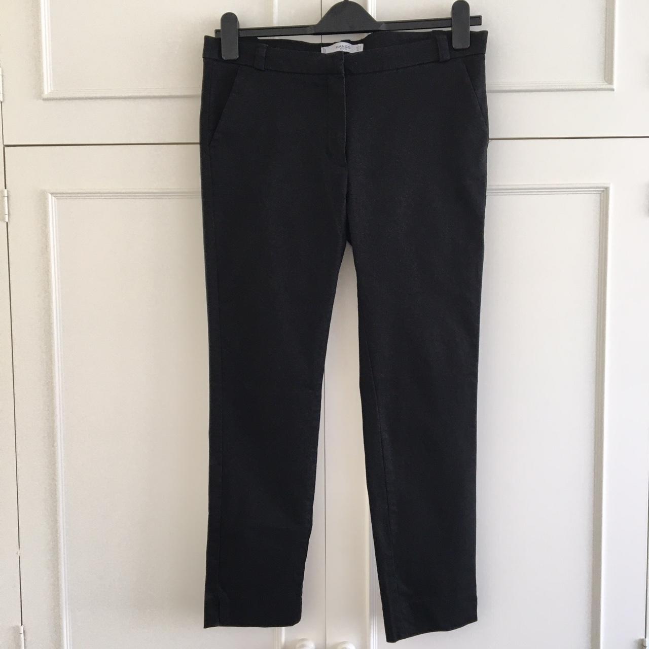 Mango Basic slim black cotton cropped trousers.... - Depop