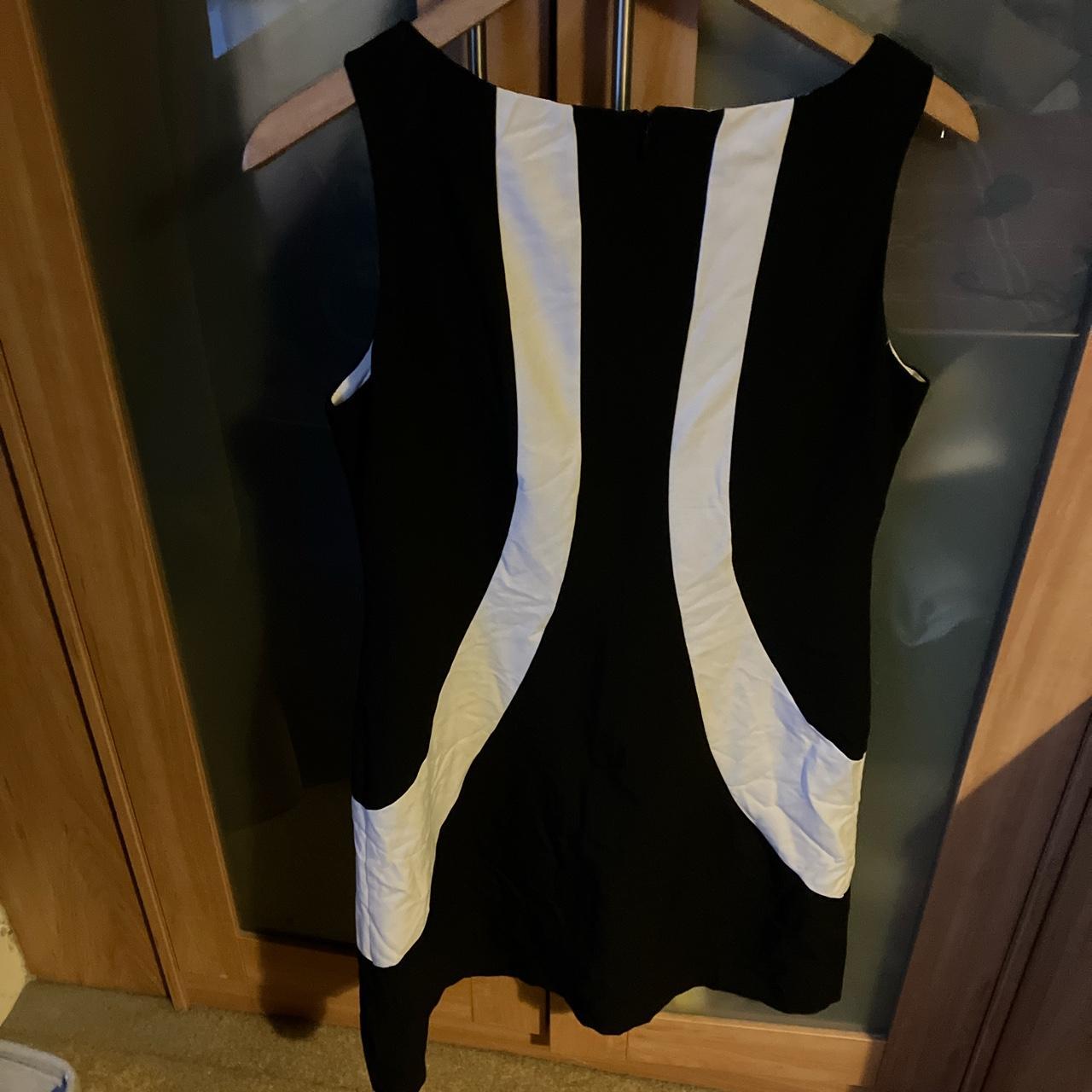 Oasis black clearance and white dress