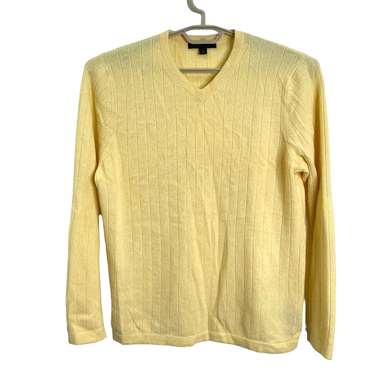 Apt 9 2025 v neck sweater