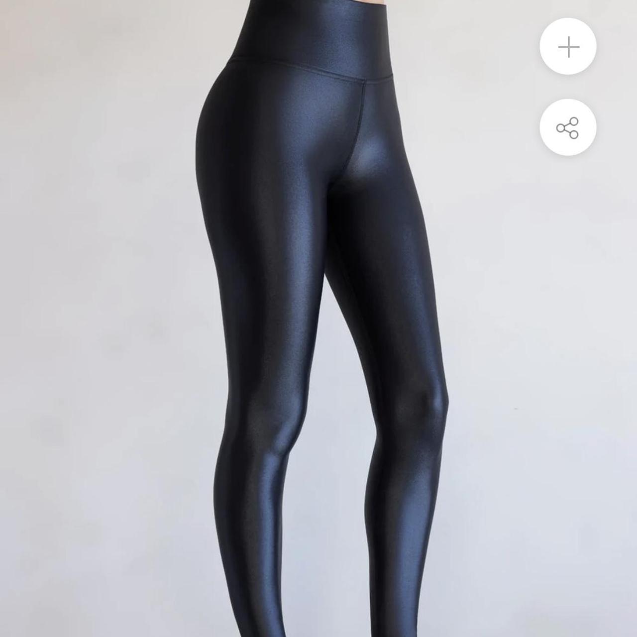 Carbon 38 leggings, like new! No flaws, size small, - Depop