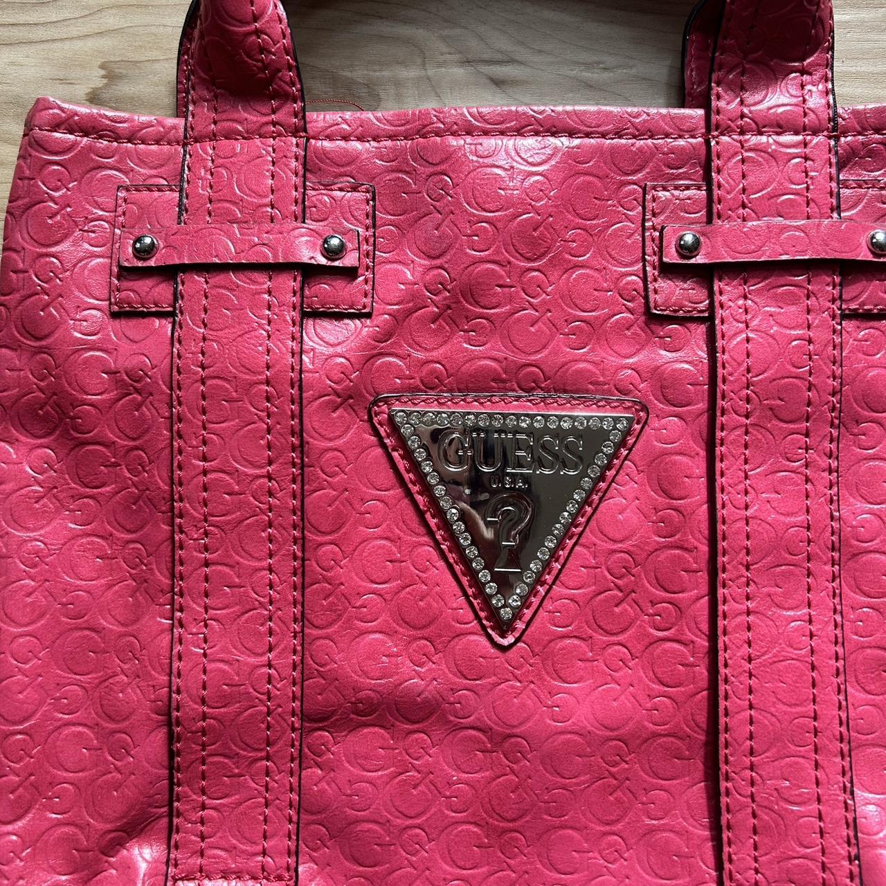 PINK GUESS PURSE Great condition