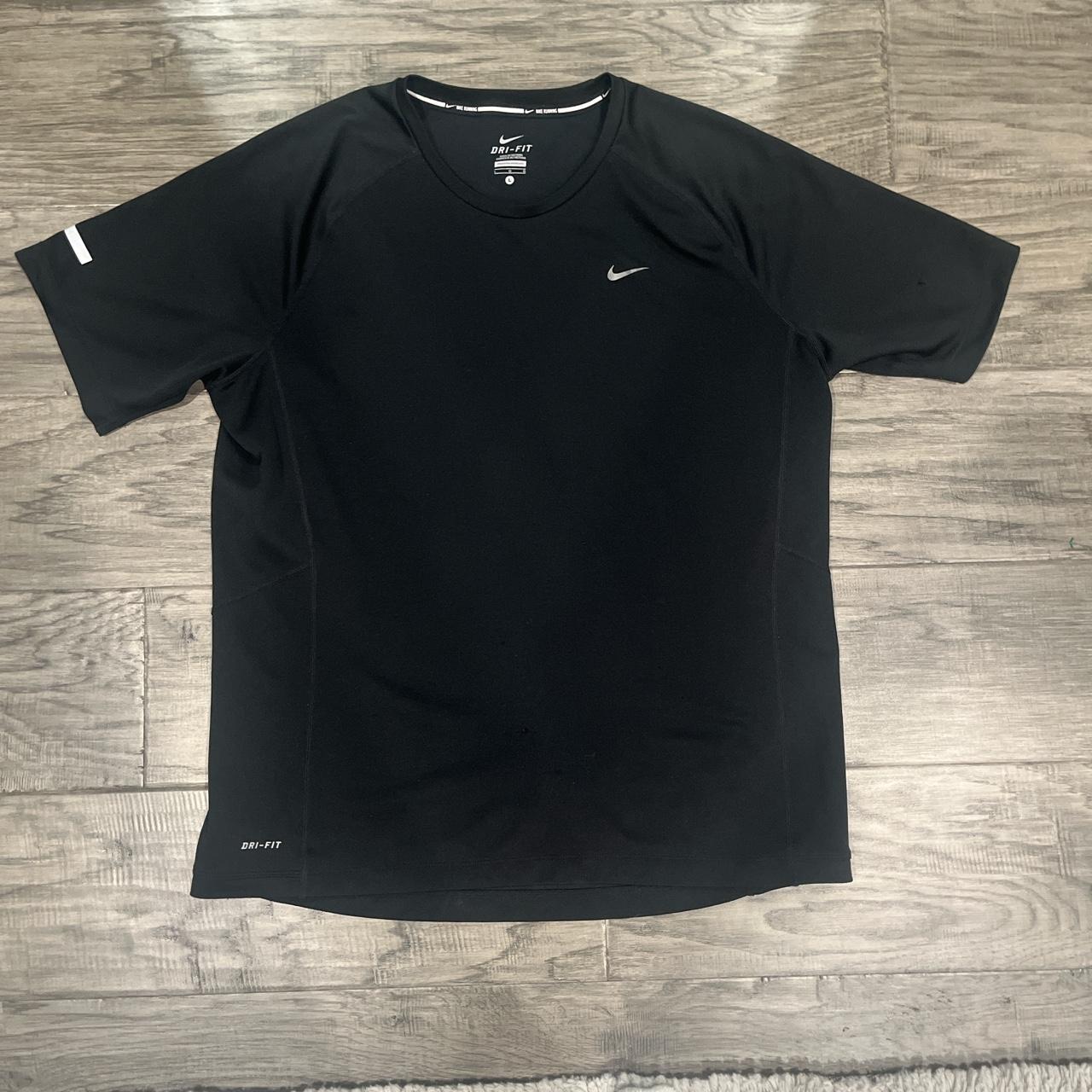 good condition nike dry fit shirt - Depop