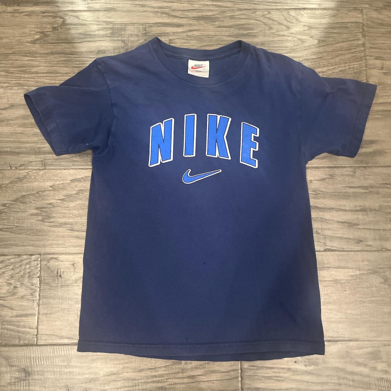 vintage nike shirt tag says m but definitely better... - Depop