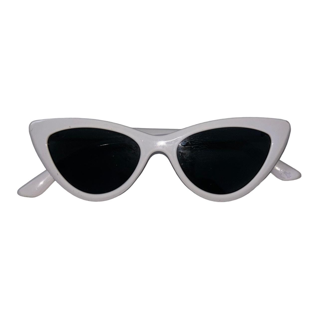 White Cat Eye Sunglasses Get That 50s60s Era Look Depop 4945