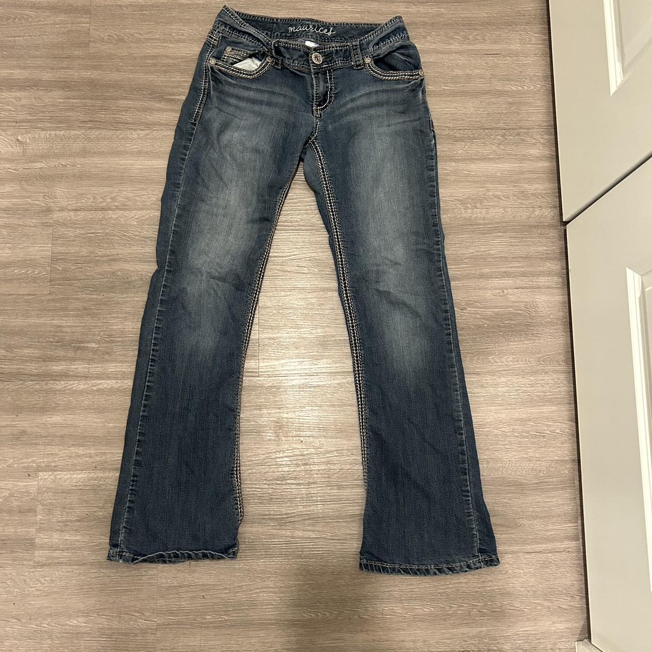 Women’s blue jeans with detail buttons and pockets - Depop