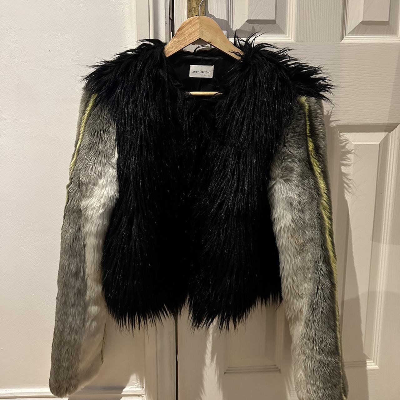 item listed by sellstuffonly