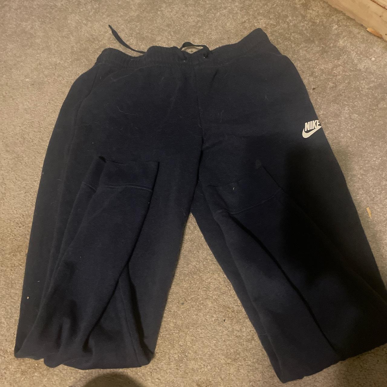 Nike Women's Navy Joggerstracksuits Depop