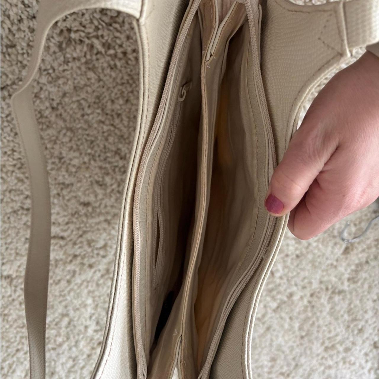 Source Unknown Women's Bag - Cream/White – Quilte… - image 7