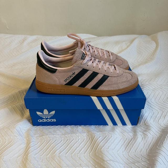 Adidas hotsell spezial kw