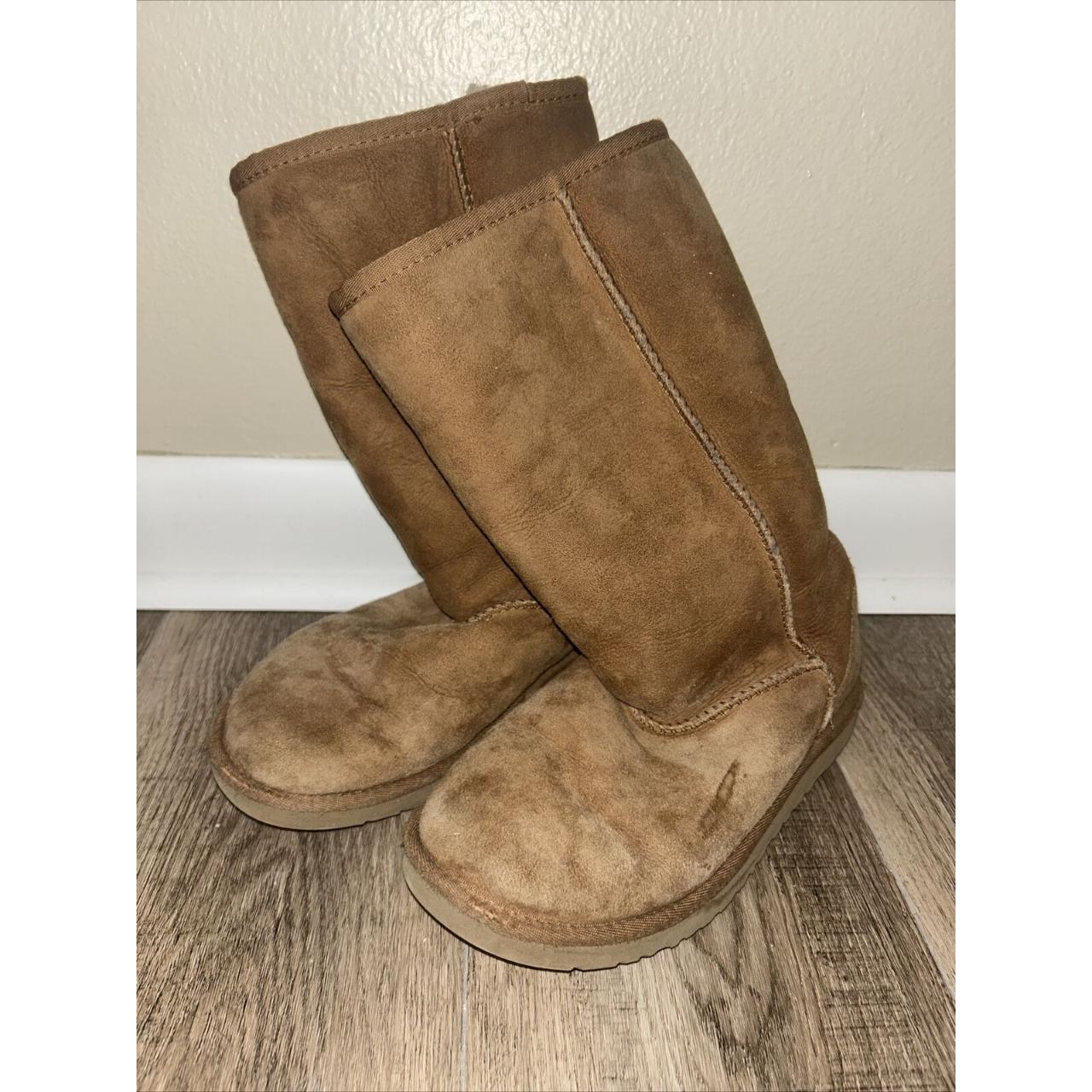 Ugg boots deals girls size 4