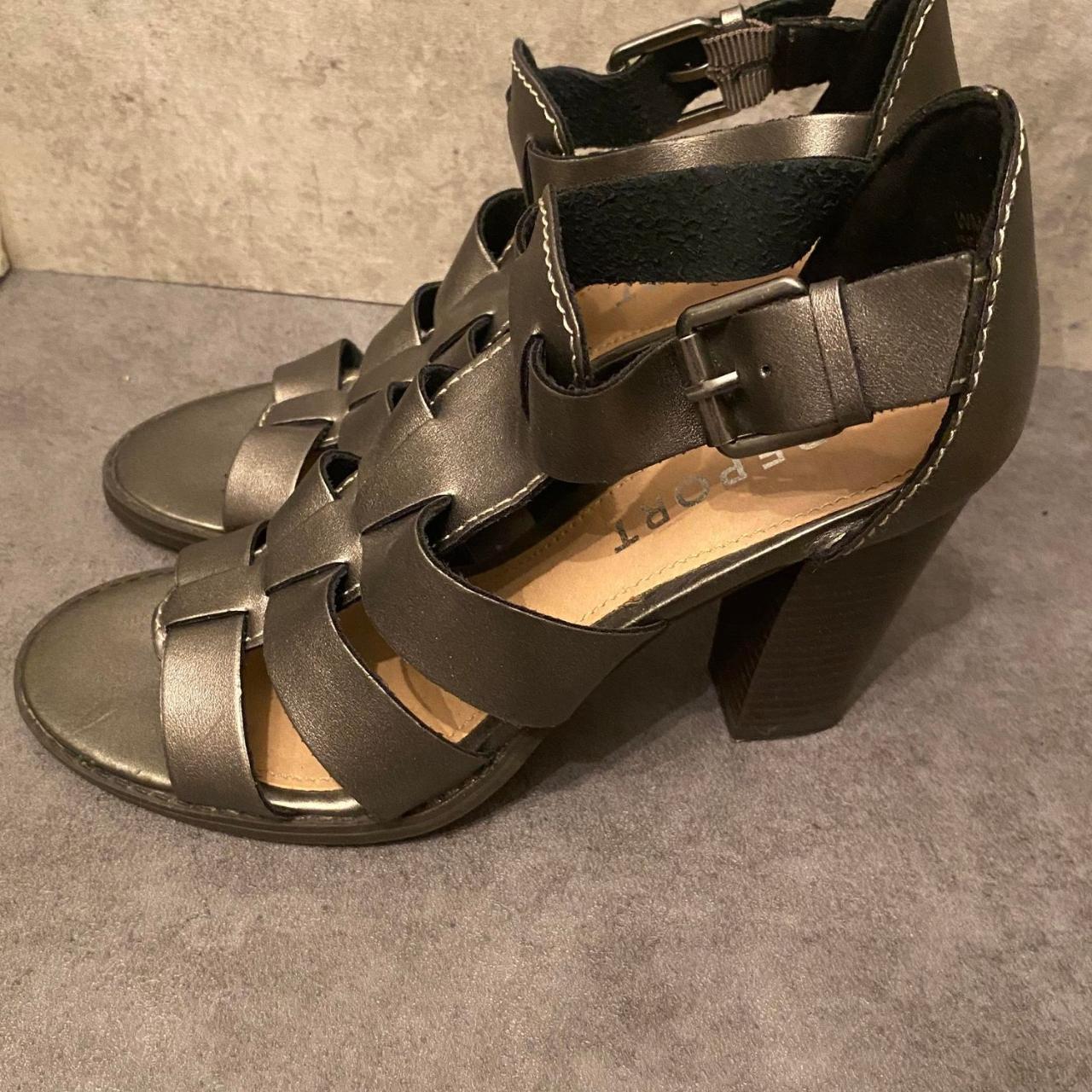 NWOT Report Rebecka Grey High Heel Women's Sandals... - Depop