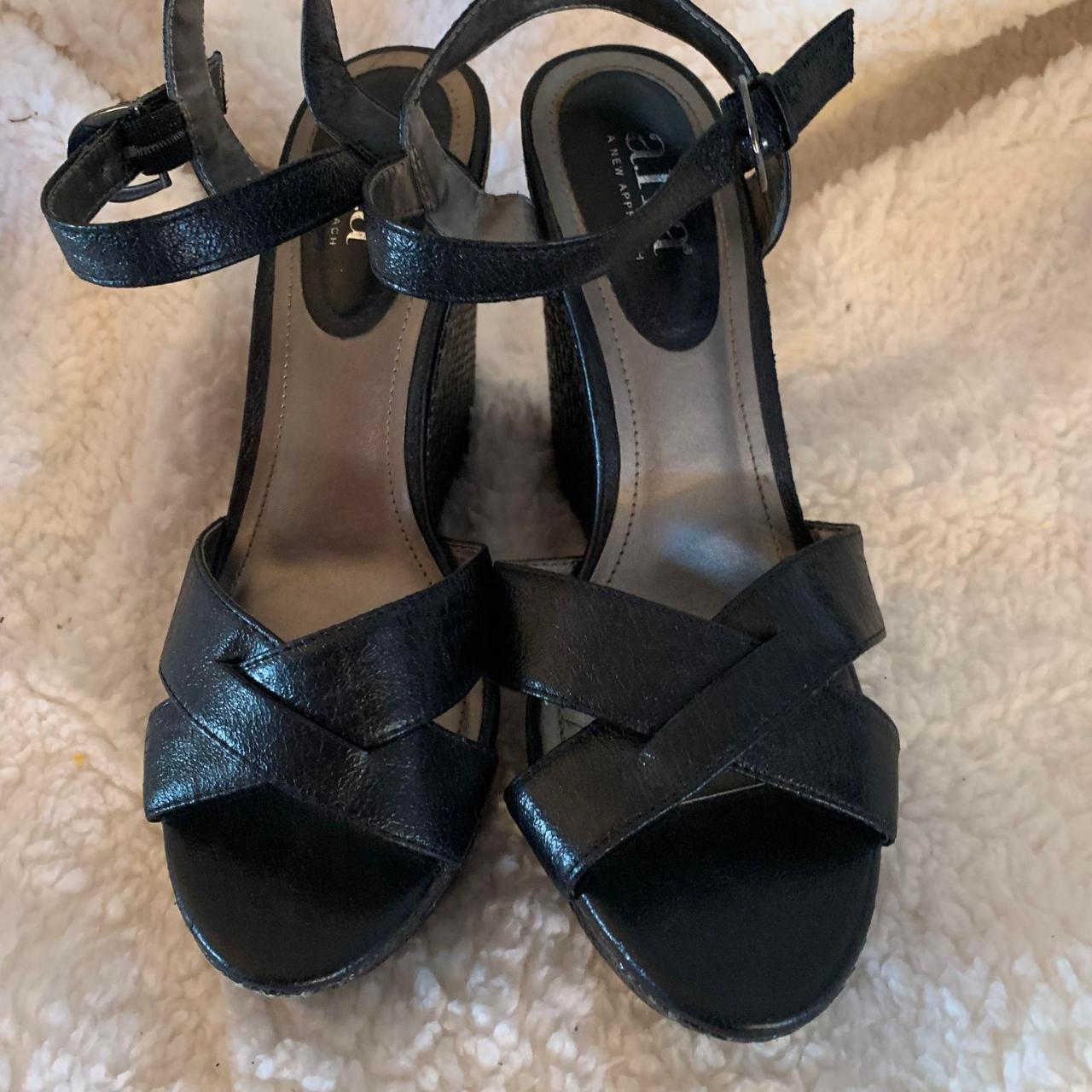 Women's Black Sandals | Depop