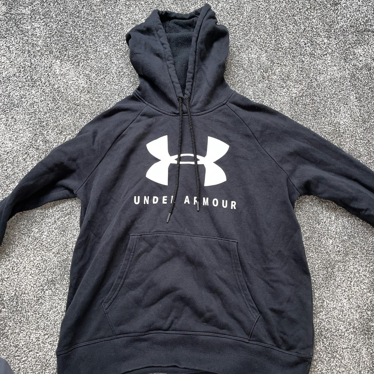 Under Armour Women's Black Hoodie Depop