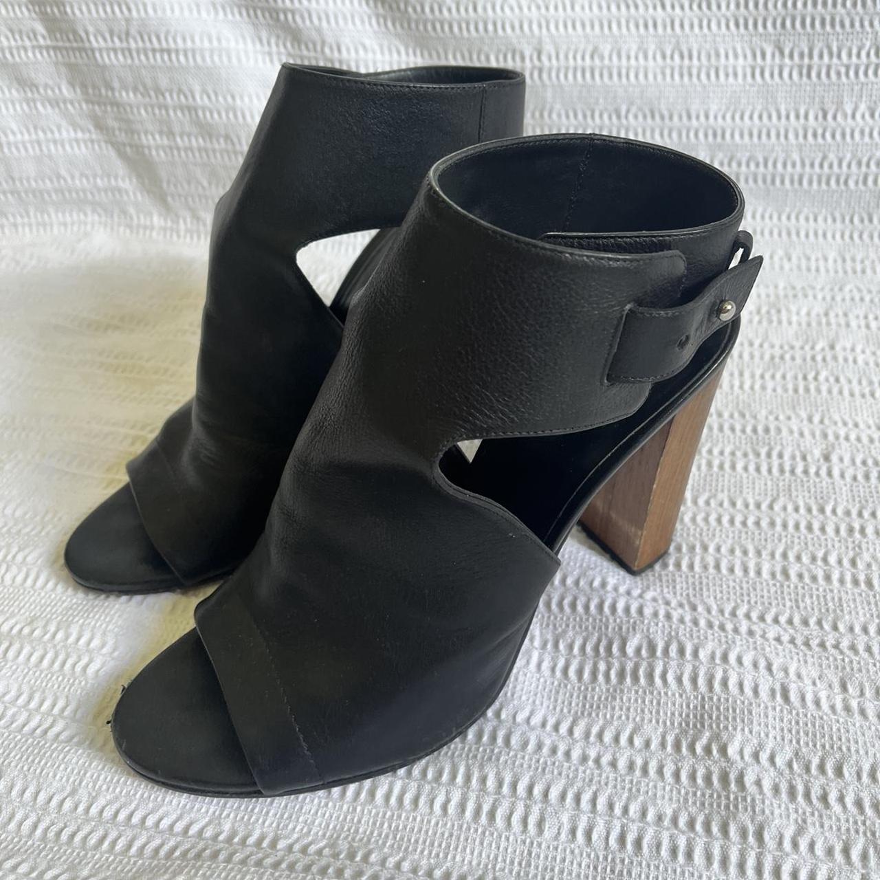 Vince vero hot sale cuoio heels