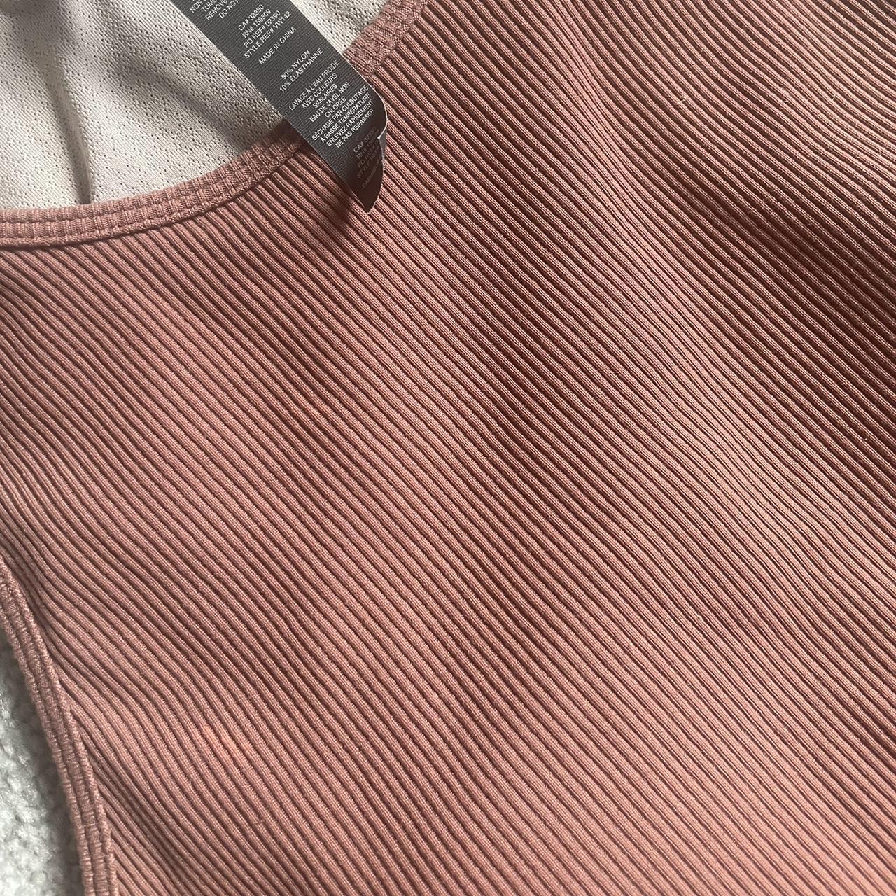 Vuori Women's Veststankscamis Depop