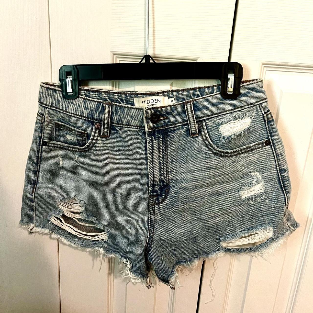 HIDDEN Los Angeles jean shorts - only worn a couple... - Depop