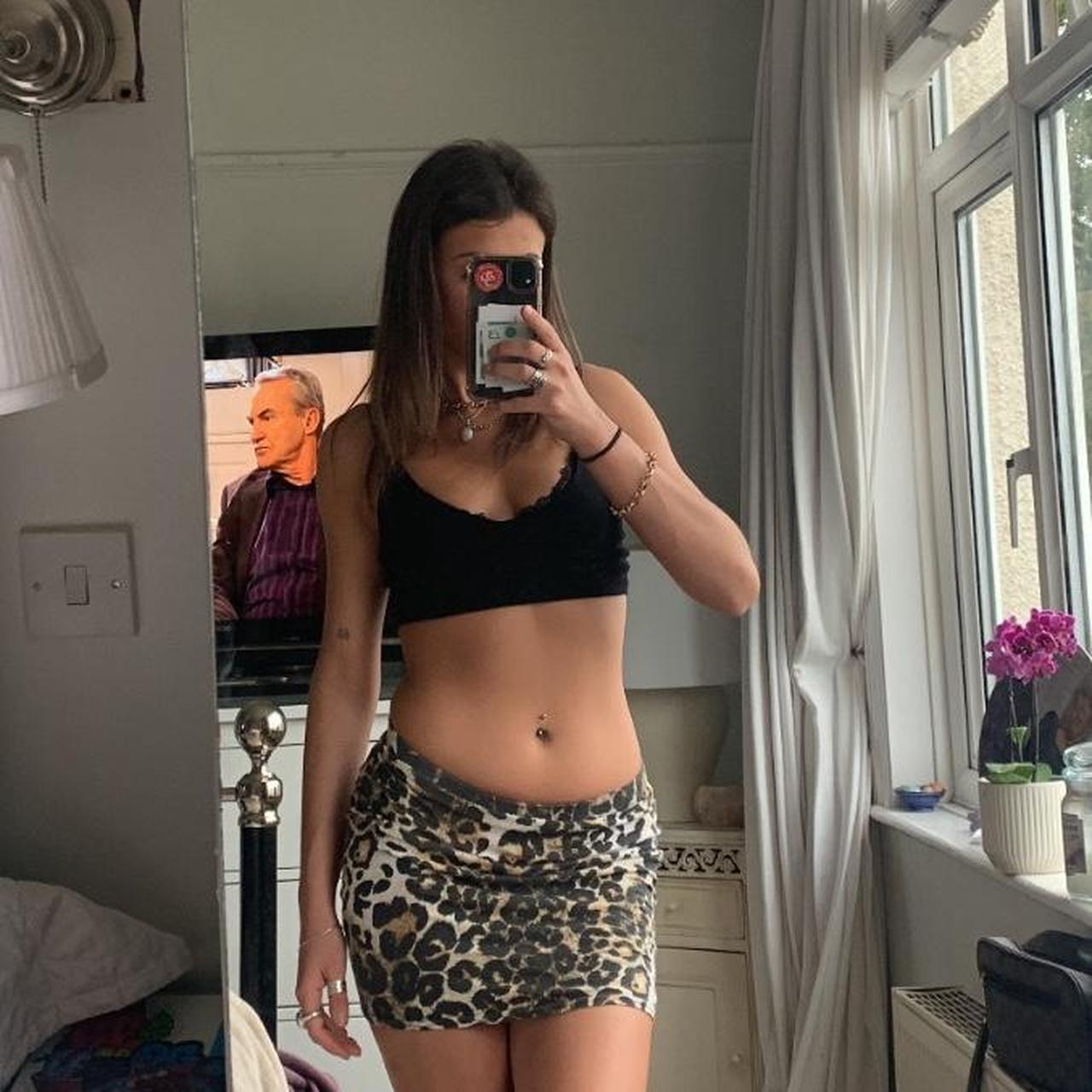 Boohoo Leopard print stretchy mini skirt Size 8... - Depop