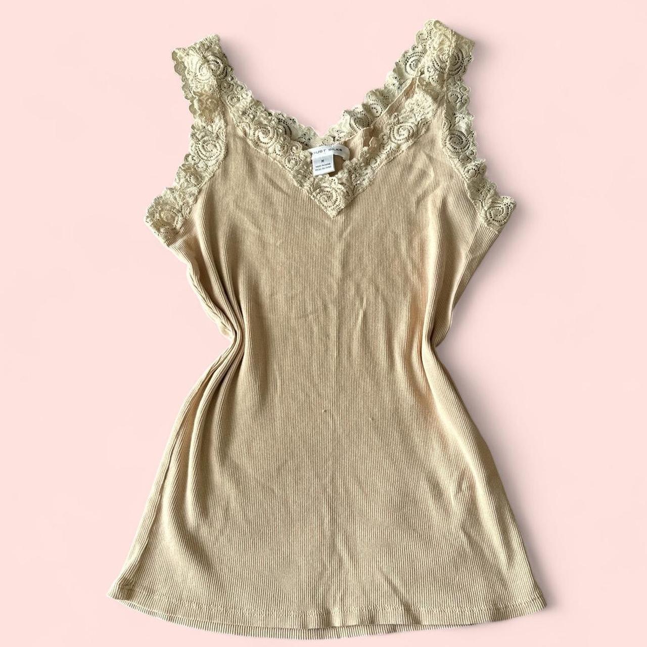 item listed by shakirarodriguez