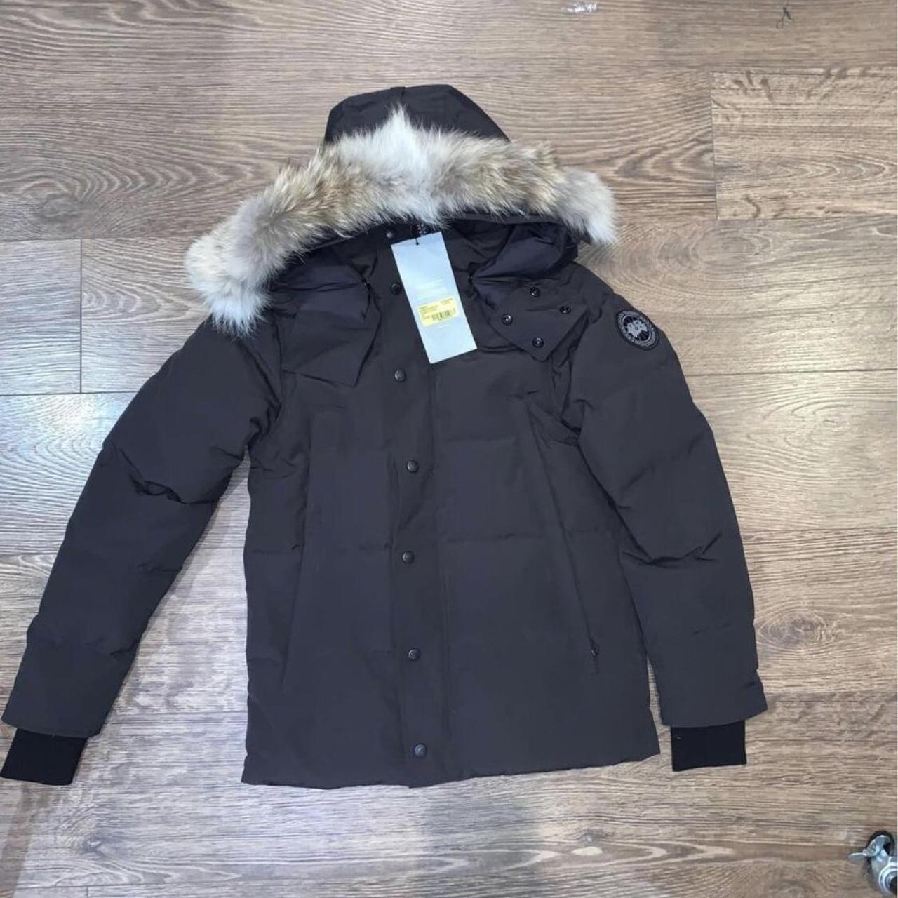 Canada Goose Men's Black and Grey Jacket | Depop