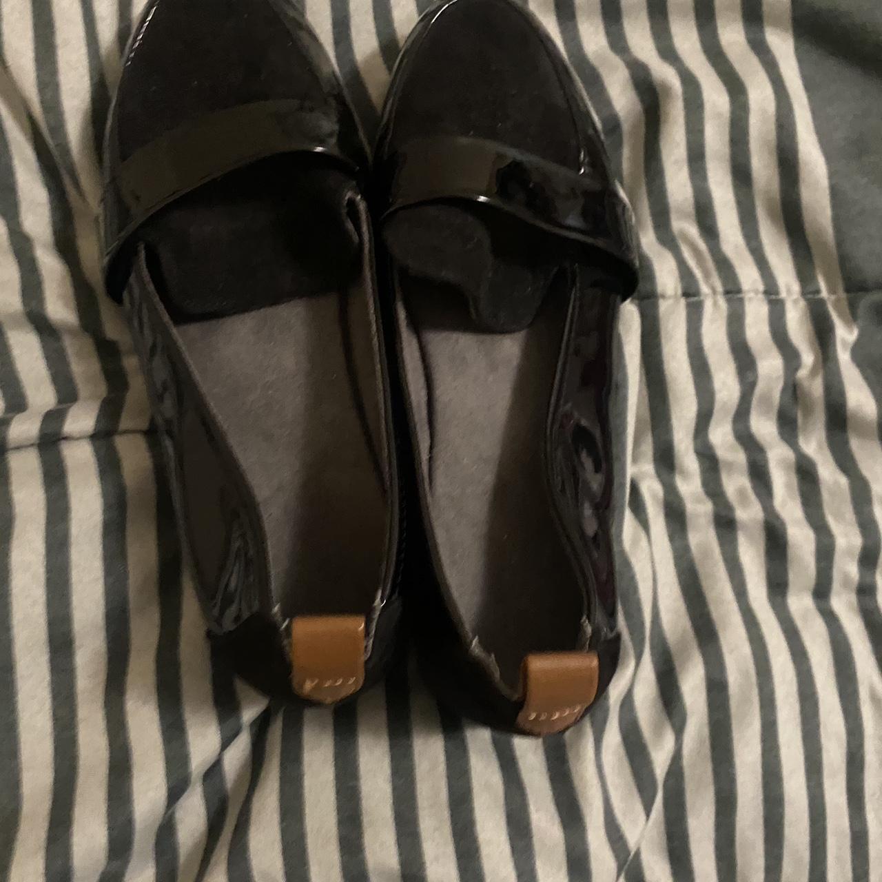 Dr scholl's black patent best sale leather flats