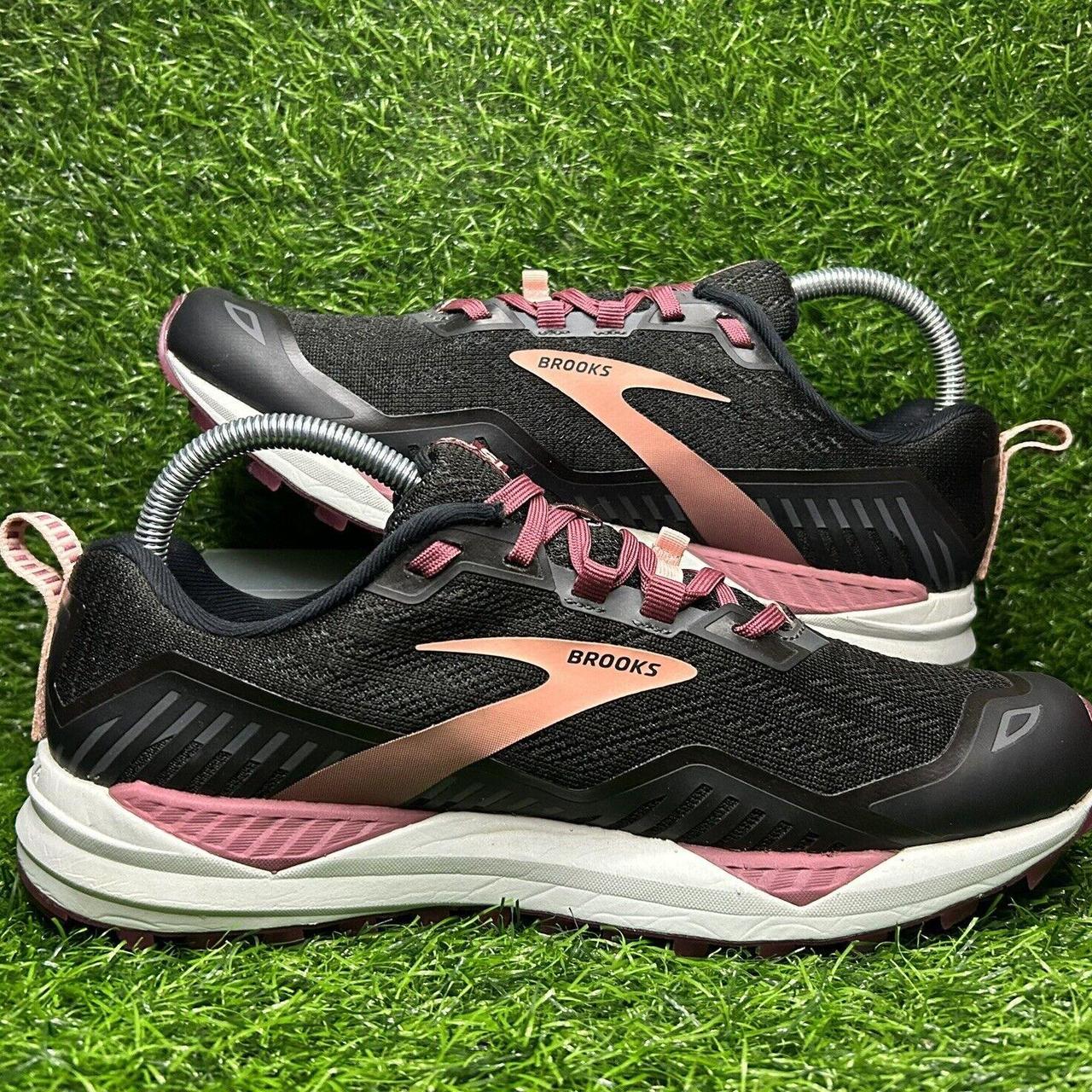 Brooks Cascadia 15 Trail Running Trainers Womens... Depop