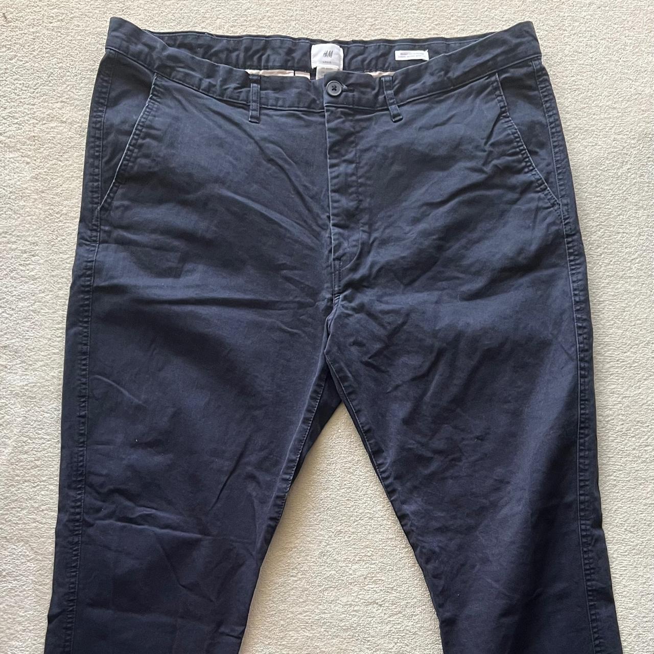 H&M Skinny Fit Stretch Chino Pants ––––– Color: Depop
