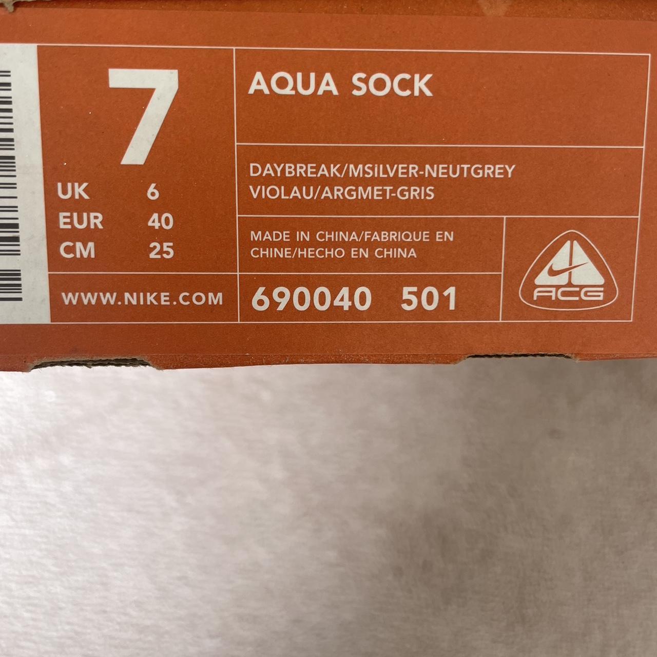 nike acg aqua sock